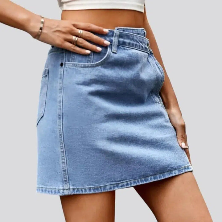 Mini jean shorts
 for women